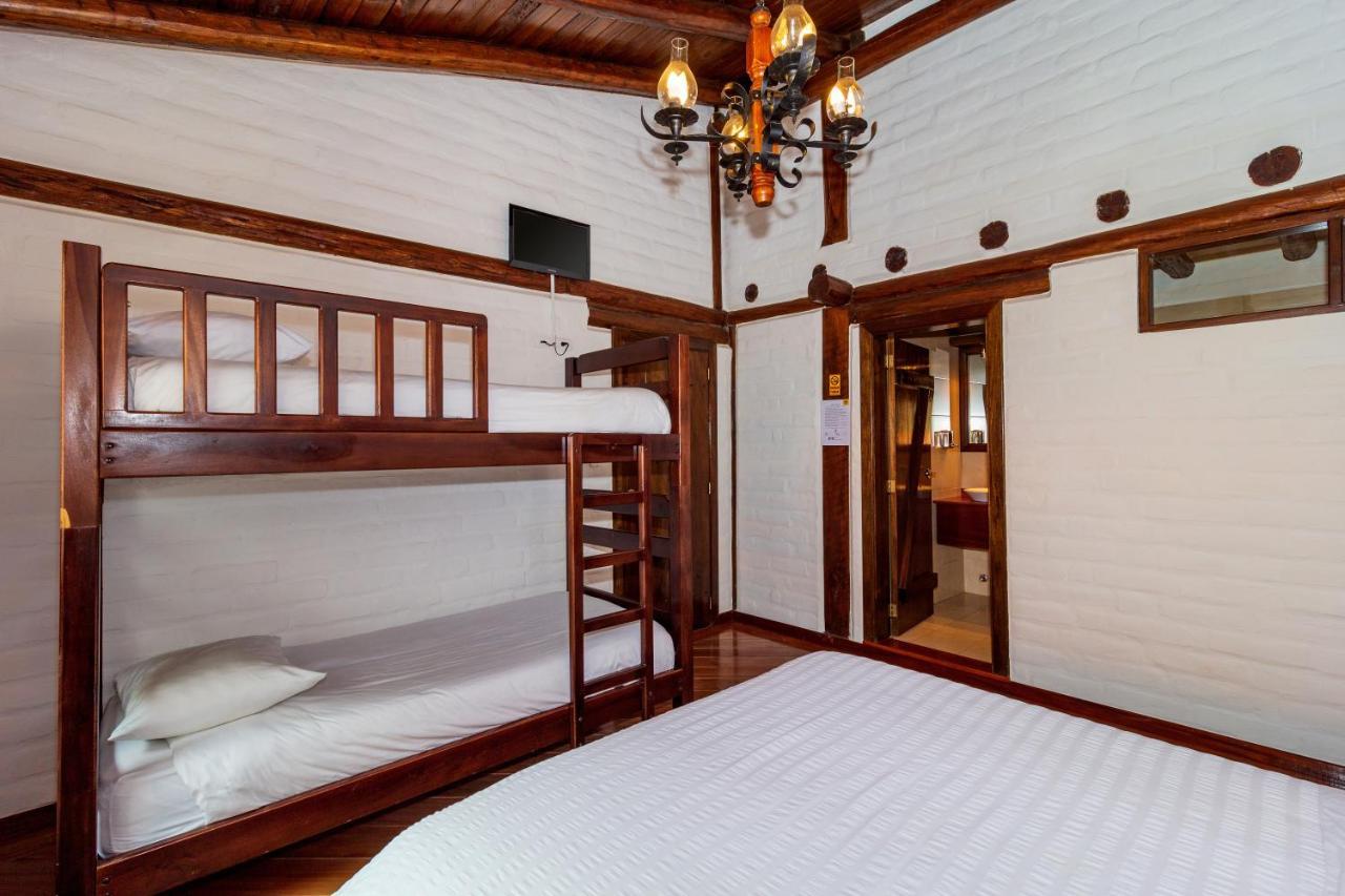 Hotel Ile Баньос Экстерьер фото