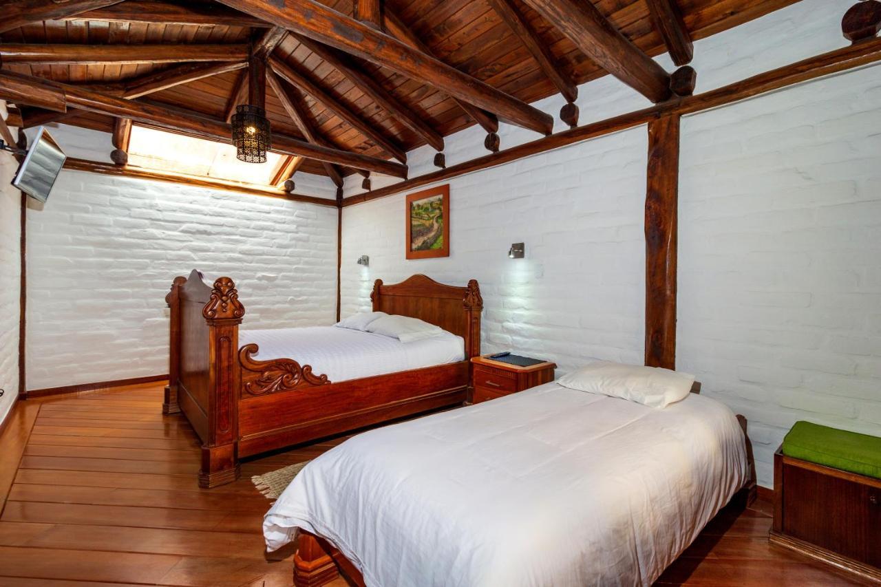 Hotel Ile Баньос Экстерьер фото