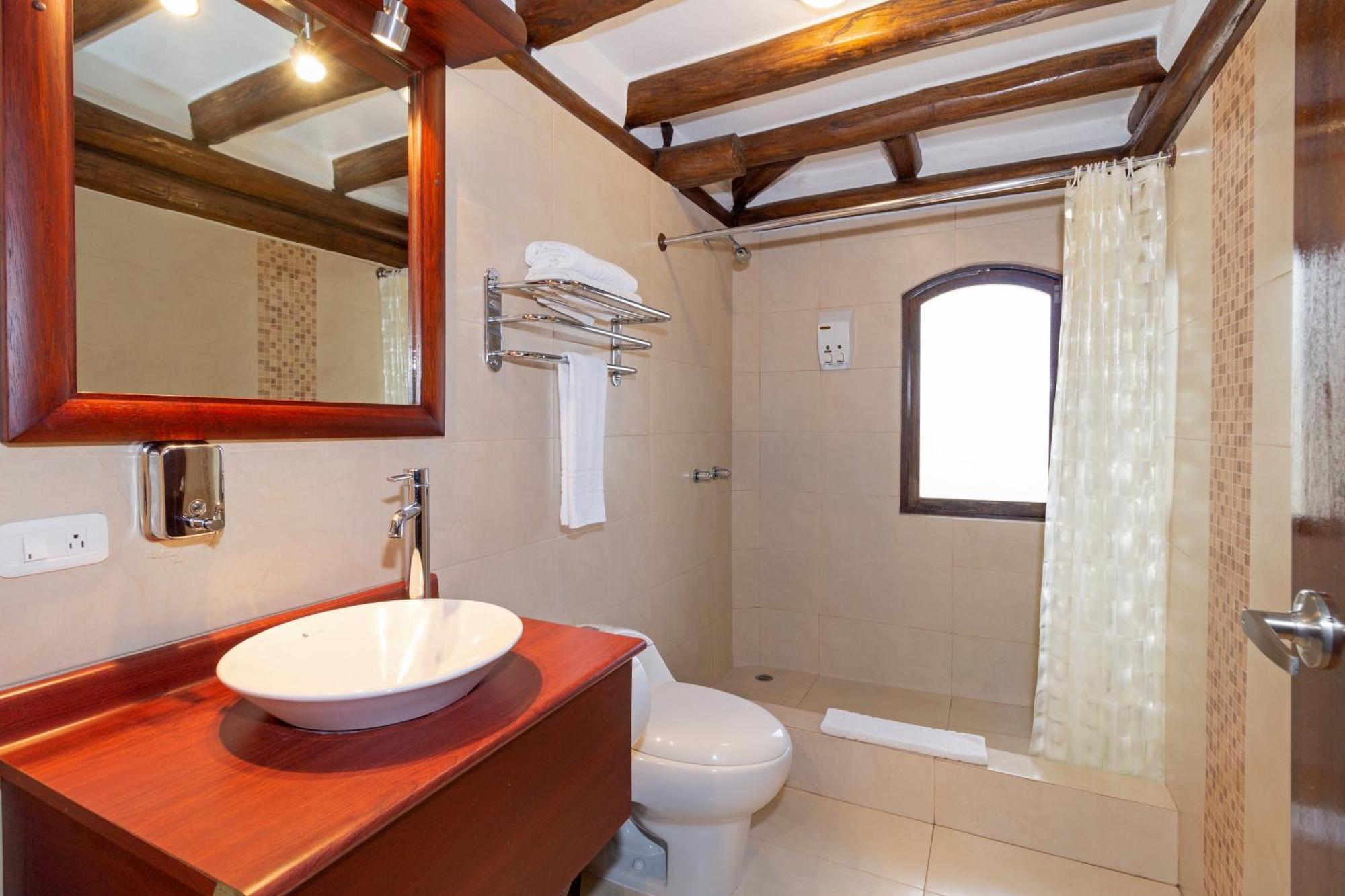 Hotel Ile Баньос Экстерьер фото
